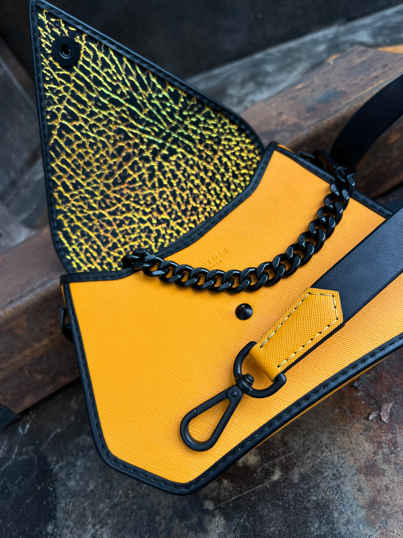 H I X . M I N I . A P R I C O T